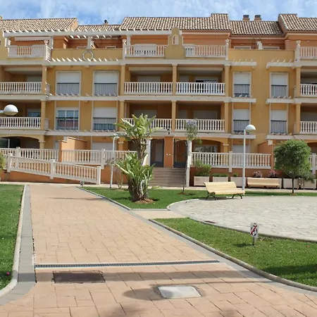 137 Aquamarinas D-13 Apartment