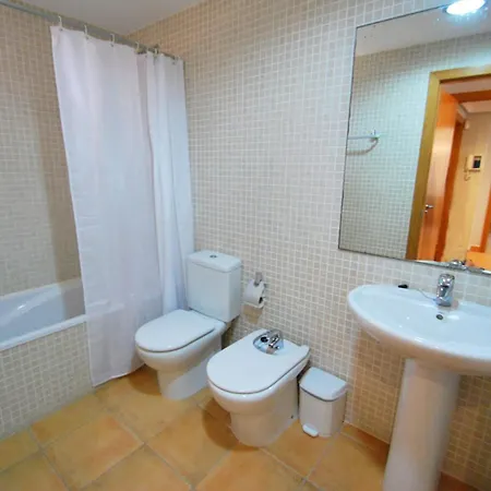 137 Aquamarinas D-13 Apartment